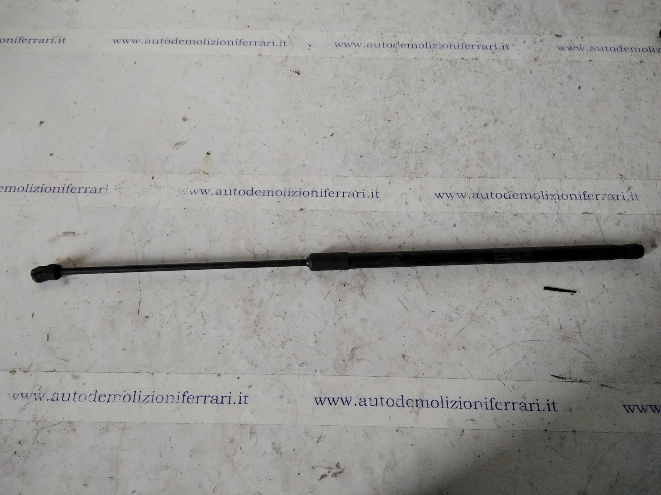 Asta ammortizzante cofano ant.